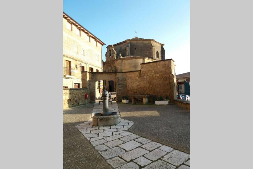 Bonito Alojamiento En Briones Exterior photo